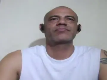 Chaturbate Watch Live Sex Cams of retlam37