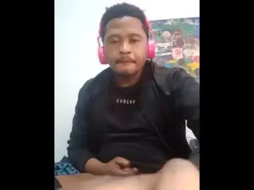 Chaturbate Live Sex Cam of dentzo