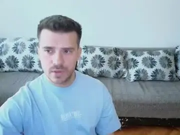 Chaturbate Free Porn Cam of johnnylove21