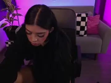 Chaturbate Free Live Porn of violettgrey_