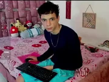Chaturbate Live Sex Cam of franco_taylor