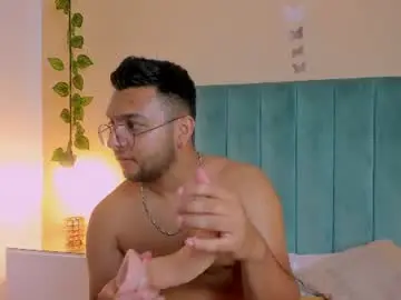 Chaturbate Free Porn Cam of paul_and_amber