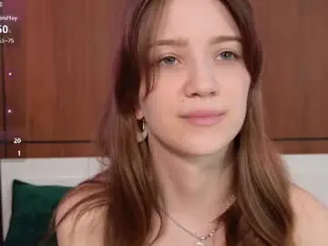 Chaturbate Live Sex Cam of sexy_me_bb