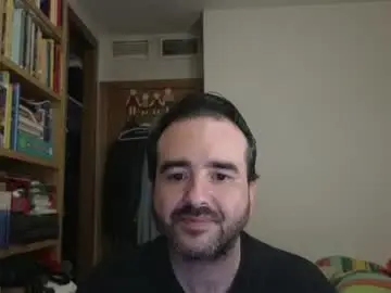 Chaturbate Live Sex Cam of curiosillo1983