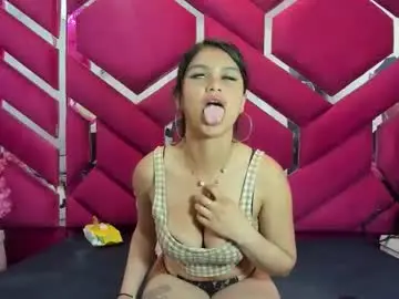 Chaturbate Adult Webcams of emmy_sweet_69