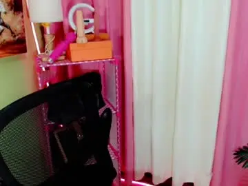 Chaturbate Live Sex Cam of simplepinayx