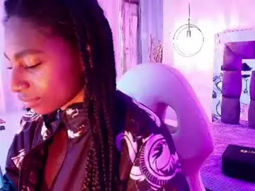 Chaturbate Live Porn of queen_perla_