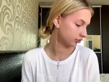 Chaturbate Live Sex Cam of juanastrefeler