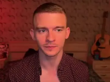 Chaturbate Best live sex cam show of marvelboy_