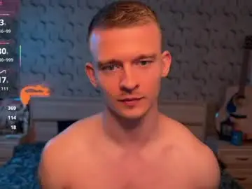 Chaturbate Live Sex Cam of marvelboy_