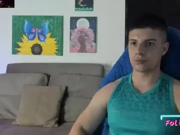 Chaturbate Live Sex Cam of cory_okell