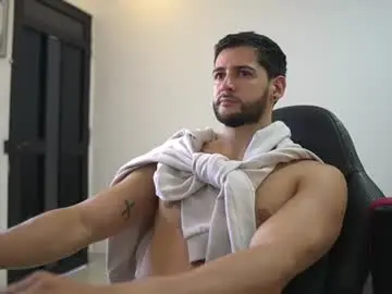 Chaturbate Nude Webcam of saimonhot1