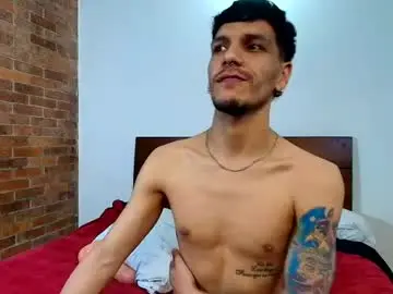 Chaturbate Live Sex Cam of benjamin613999
