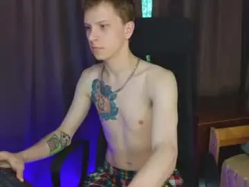 Chaturbate Live Sex Cam of artycropp