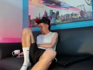 Chaturbate Private Sex Chat of kevinn_blue