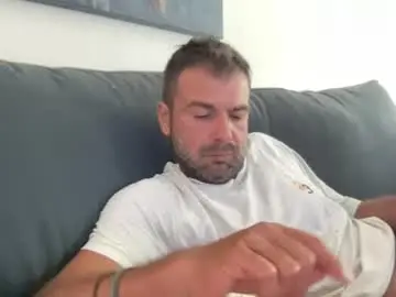 Chaturbate Free Porn Cam of mercedes190d