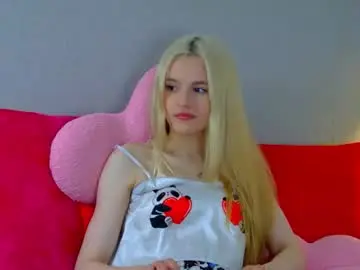 Chaturbate Live Sex Cam of lealamour