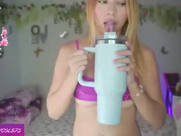Chaturbate Adult Webcam of mia_nicols