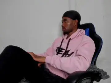 Chaturbate Sex Cam of kofi_exotic_