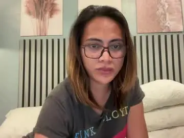 Chaturbate Sex Chat of katiefrox_