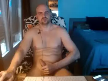 Chaturbate Live Sex Cam of chicocam1983