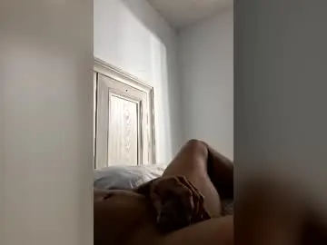 Chaturbate Adult Video Chat of papisweet98