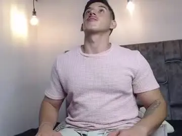 Chaturbate Live Sex Cam of jonathancast08