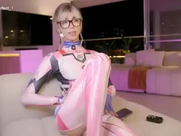 Chaturbate Live Sex Cam of nobodyisperfect___