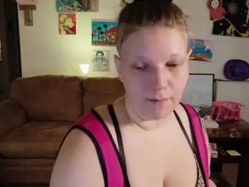Chaturbate Live Sex Cam of smokihippi