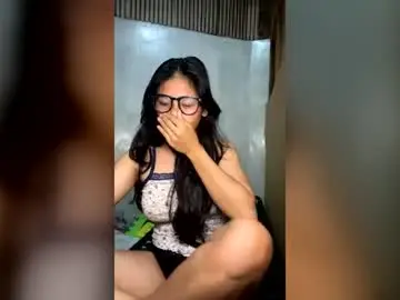 Chaturbate Watch Live Sex Cams of sweet_kwenie