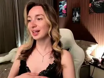 Chaturbate Nude Webcam of _crystal_moon_1