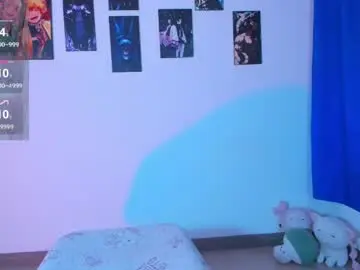 Chaturbate Live Sex Cam of miaengels_