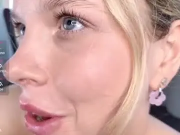 Chaturbate Adult Webcams of milly_shy