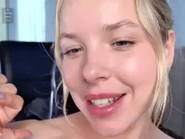 Chaturbate Nude Webcam of milly_shy