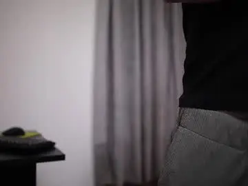 Chaturbate Live Sex Cam of angelcabezaz