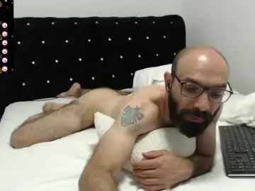 Chaturbate Live Sex Cam of raul27big