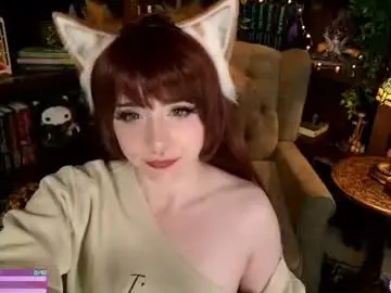 Chaturbate Free Porn Cam of crimsonkitten