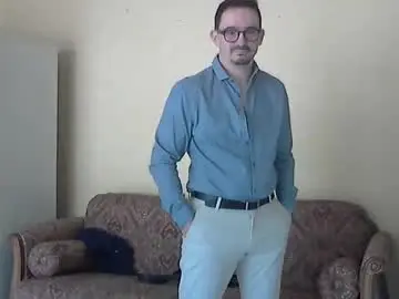 Chaturbate Adult Video Chat of ilovecuteguy79