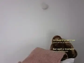 Chaturbate Live Sex Cam of pia_stone1