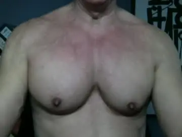 Chaturbate Live Sex Cam of bgdkmuscleguy