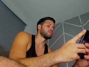 Chaturbate Live Sex Cam of dereckhardd