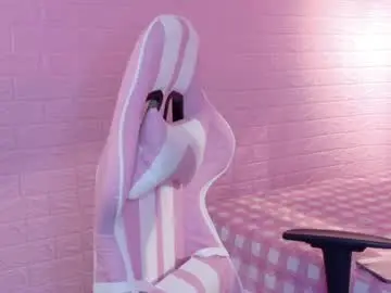Chaturbate Best live sex cam show of lexy_cute1