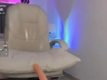 Chaturbate Live Sex Cam of liam_ruse