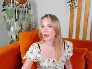 Chaturbate Free Porn Cam of elaravoltage