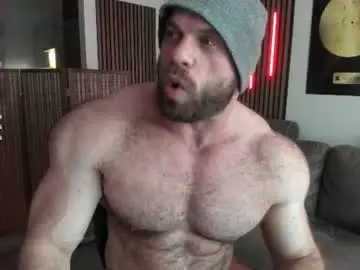 Chaturbate Live Sex Cam of l0v35_2_5p00g3