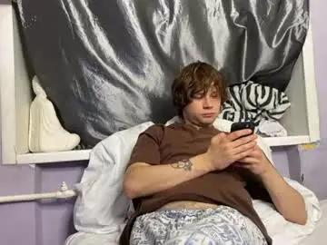 Chaturbate Live Sex Cam of eitanhere