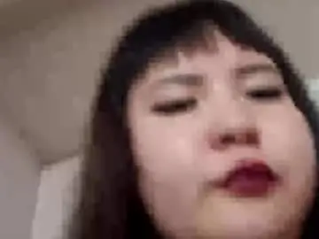 Chaturbate Free Live Porn of cutedevill_