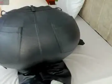 Chaturbate Watch Live Sex Cams of cristalwalker__
