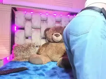 Chaturbate Live Porn of mahiara_hot