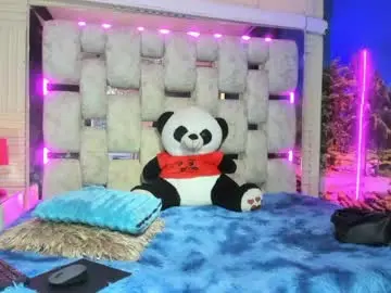 Chaturbate Live Sex Cam of mahiara_hot
